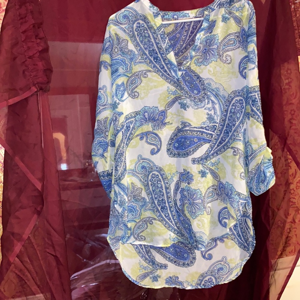 Long floral shirt breezy fabric